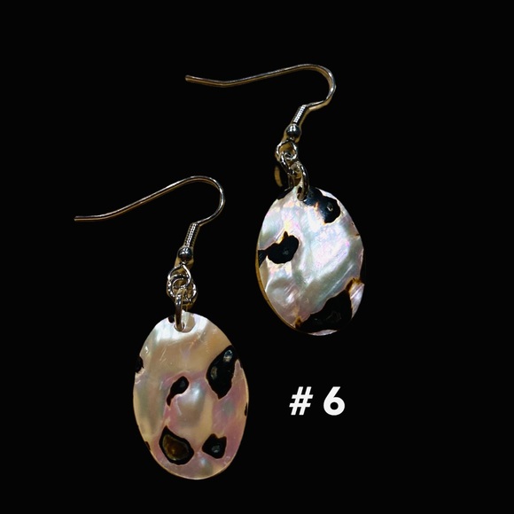 Assorted Turbo Sarmaticus Shell Oval Earrings ( - Picture 7 of 10